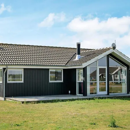 5 Star Holiday Home In Storvorde בית נופש Langesminde