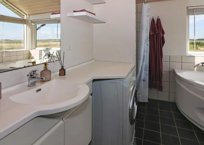 8 Person In Storvorde-by Traum * Langesminde